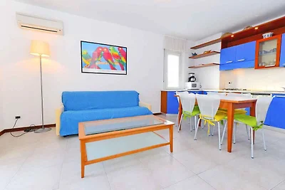 Ferienwohnung mit Balkon, Klimaanlage und