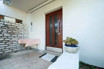 Ferienhaus mit Terrasse und Klimaanlage