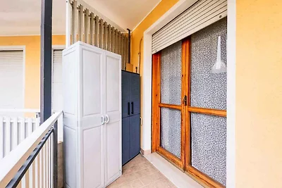 Ferienwohnung mit Terasse und Klimaanlage