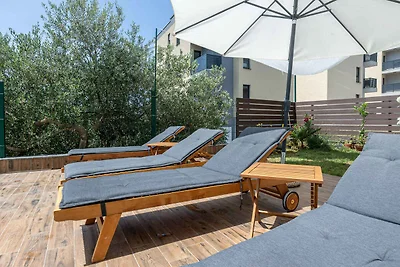 Ferienwohnung mit Schwimmingpool im Freien