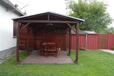 Ferienhaus mit Pool, WLAN und Klimaanlage