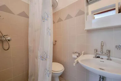 Studio mit Terrasse 100 m vom Strand