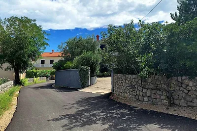 Ferienwohnung mit Terrasse und Grill