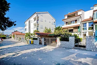 Ferienwohnung mit Terrasse und Klimaanlage