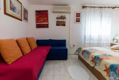 Appartamento Vacanza con famiglia Grebaštica