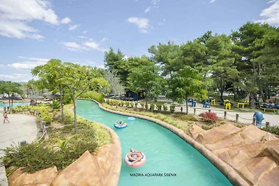 Ferienwohnung mit Klimaanlage, Whirlwanne und