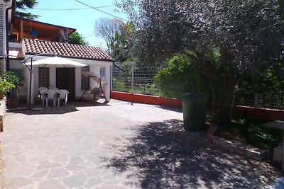 Ferienhaus mit Terrasse und Klimaanlage