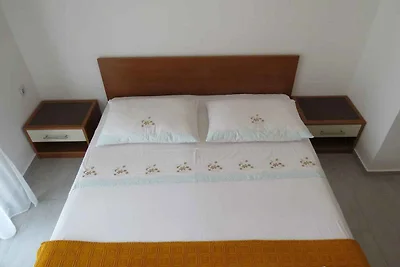 Charmante Ferienwohnung Ines in Novalja auf d