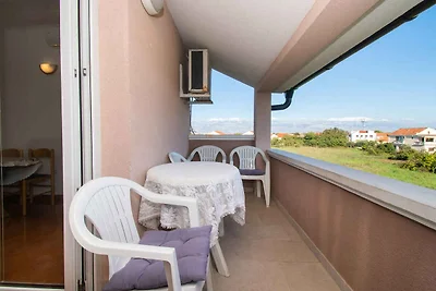 Ferienwohnung mit Balkon und Pool