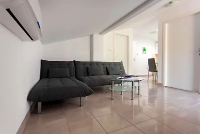 Ferienwohnung mit Terrasse und Klimaanlage