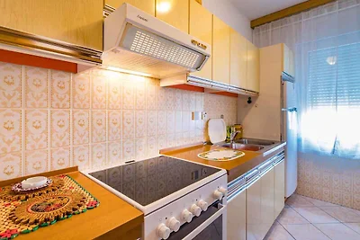 Ferienwohnung mit SAT-TV und grosser Terrasse