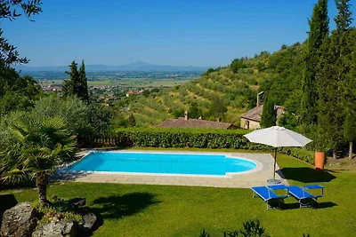 Ferienhaus mit Pool und Terrasse