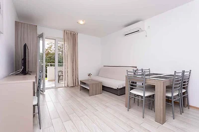 Ferienwohnung mit Klimaanlage und Terrasse