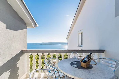 Ferienwohnung mit Klimaanlage und Pool