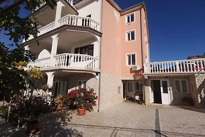 Ferienwohnung mit Balkon und Klimaanlage