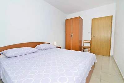 Ferienwohnung mit Klimaanlage und Balkon