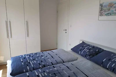 Ferienwohnung mit Balkon und Meerblick