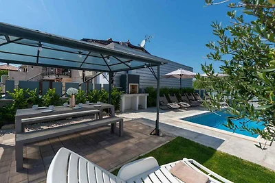 Villa mit Privatpool