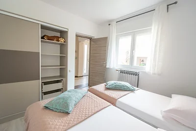 Ferienwohnung mit Meerblick und hochwertiger