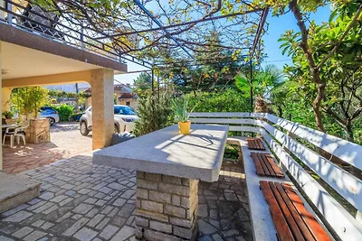 Ferienwohnung mit Terrasse und Klimaanlage