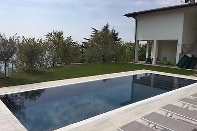 Ferienwohnung mit Balkon