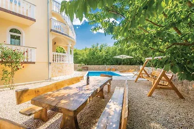 Ferienhaus mit Pool
