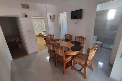 Ferienhaus mit WLAN, klimaanlage und Terrasse