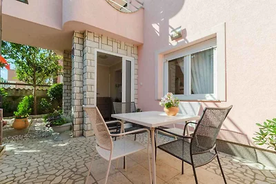 Ferienwohnung mit Meerblick und hochwertiger