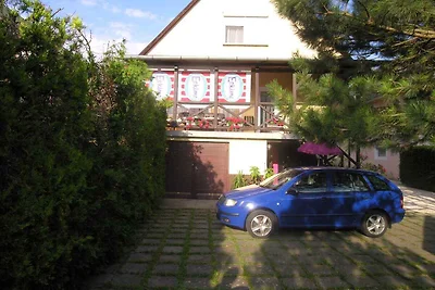 Ferienhaus mit grossem Garten, WLAN und