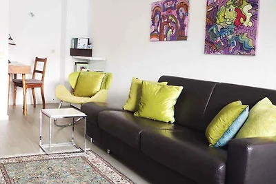Ferienwohnung geschmaksvoll eingerichtet in r