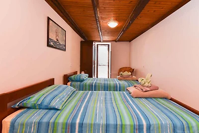 Ferienwohnung mit Klimaanlage und Balkon