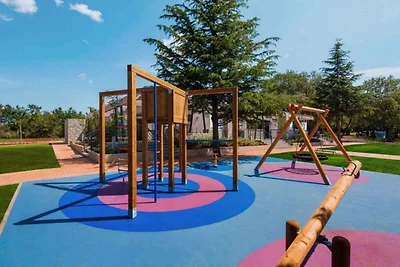 Mobilehome In Park Umag