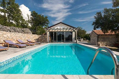 Ferienhaus mit Pool