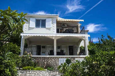 Appartamento Vacanza con famiglia Okrug Gornji