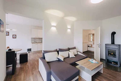Ferienwohnung mit Meerblick und Pool