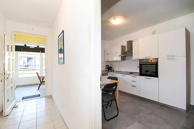 Ferienwohnung mit Balkon, Terrasse und Grill