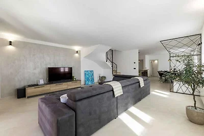 Villa mit Pool, Klimaanlage