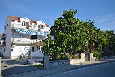 Charmantes Ferienapartment Bepina in Vodice m