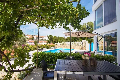 Ferienwohnung Luxuswohnung Marina 2
