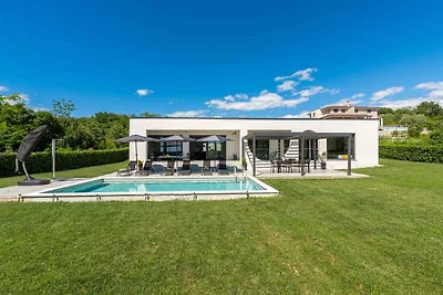 FerienHaus mit Swimmingpool und Meerblick
