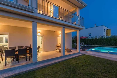 Villa mit Privatpool