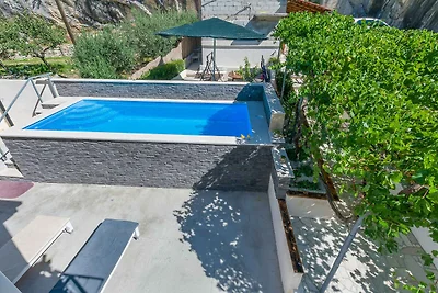 Ferienhaus mit Pool