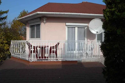 Studio in einer ruhigen Strasse in