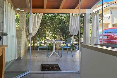 Studio mit schöner Terrasse