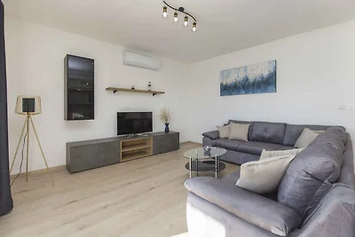 Ferienhaus Villa mit Pool und Grill