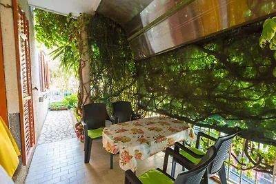 Ferienwohnung mit Terrasse
