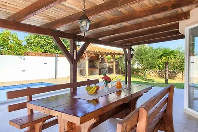 Ferienhaus mit Pool