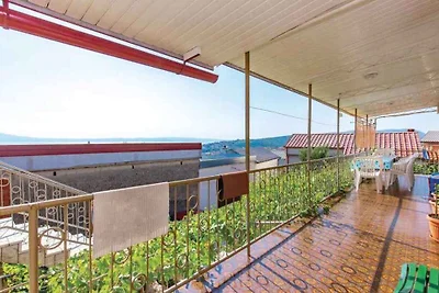 Ferienwohnung mit Balkon und Grillmöglichkeit