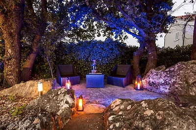 Charmante Villa Ezgeta in Kaštel Novi mit eig