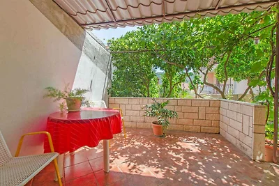 Ferienwohnung mit Terrasse und Grillmöglichke